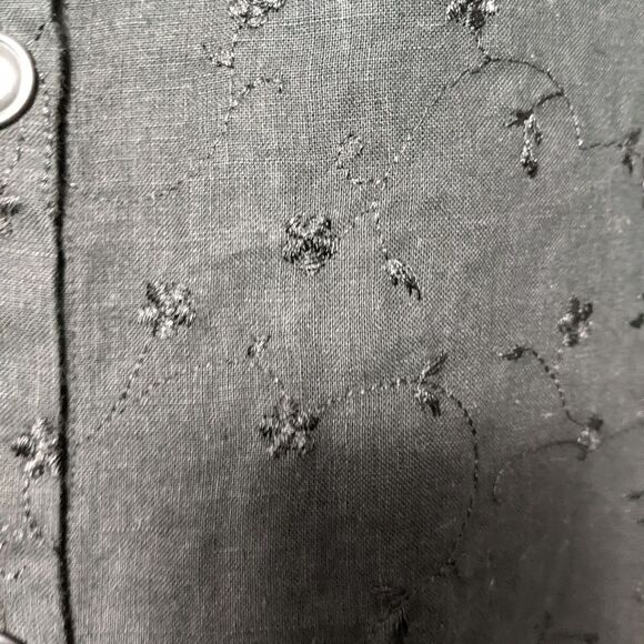 TALBOTS 100% Linen Embroidered Button Up Shirt L - Picture 2 of 6